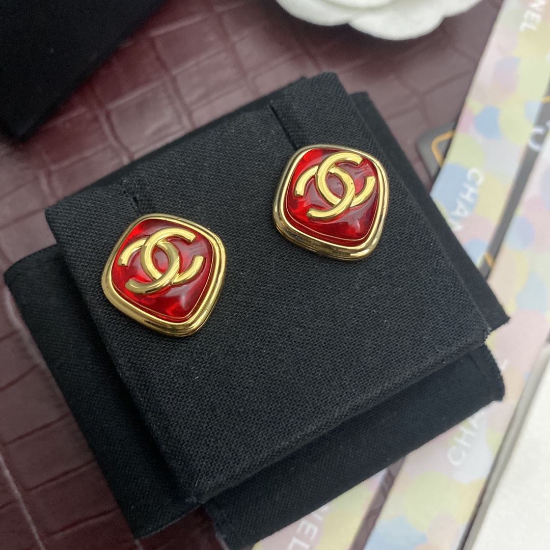 A682 Chanel earring 107956