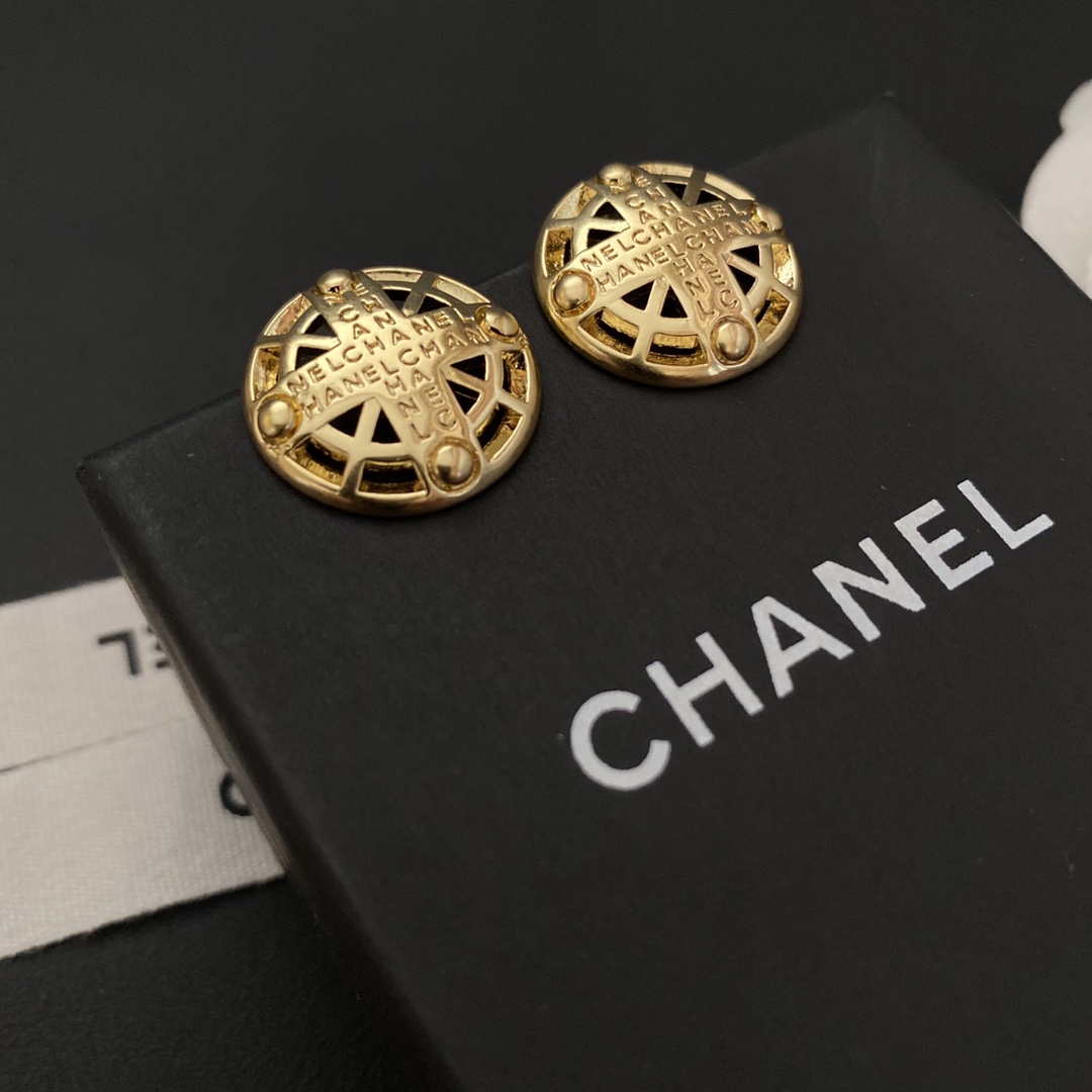A367 Chanel earring 107967