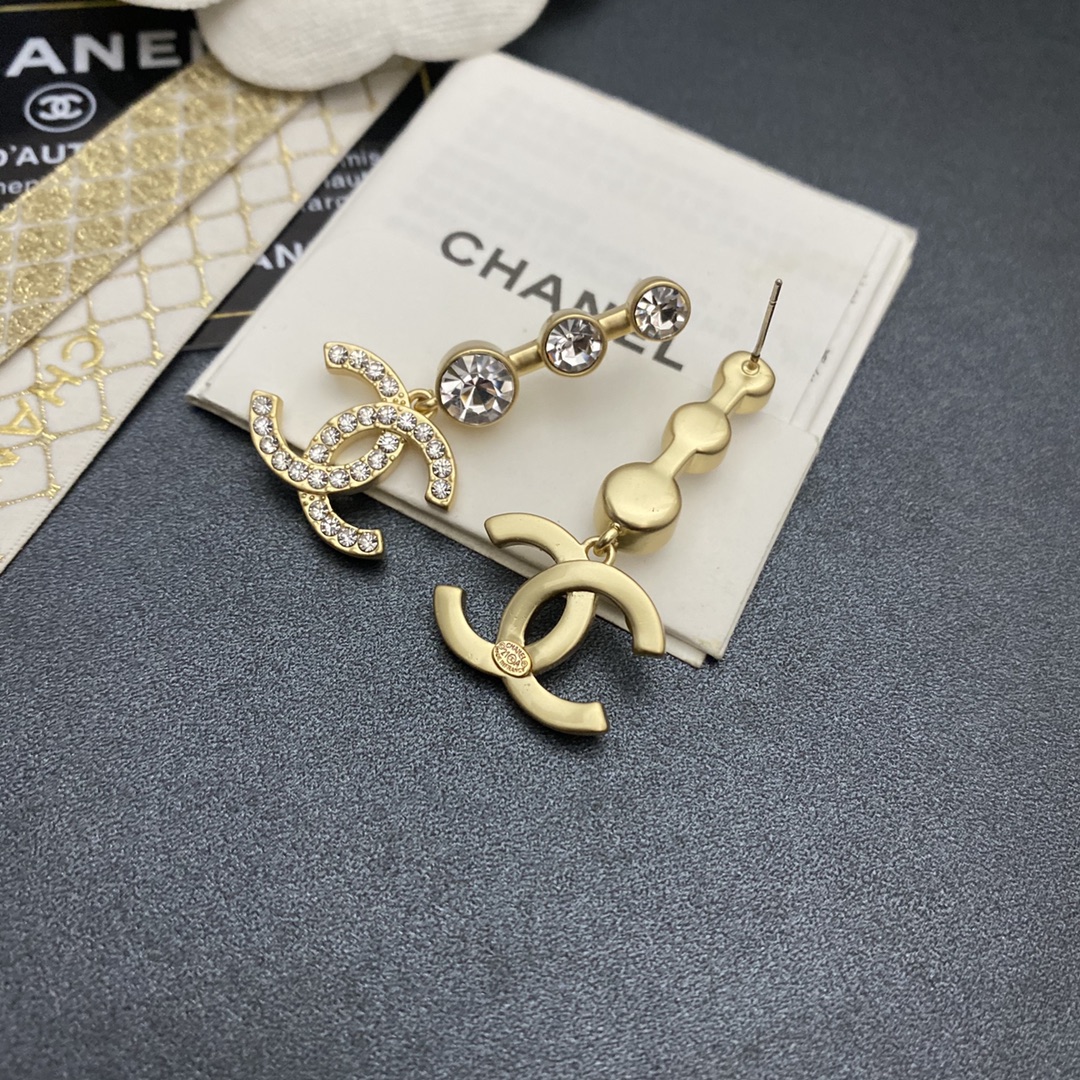 A780 Chanel earring 107980