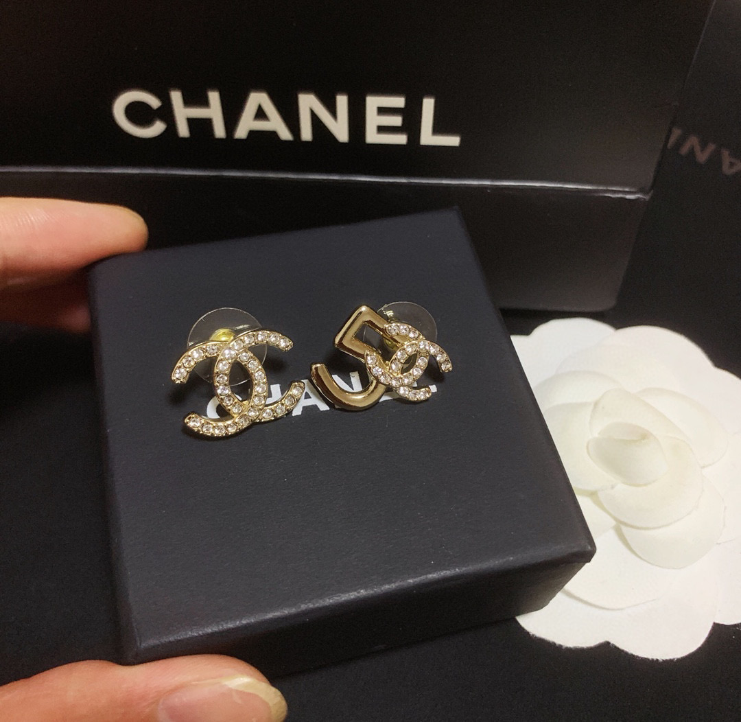 A266 Chanel earring 108002