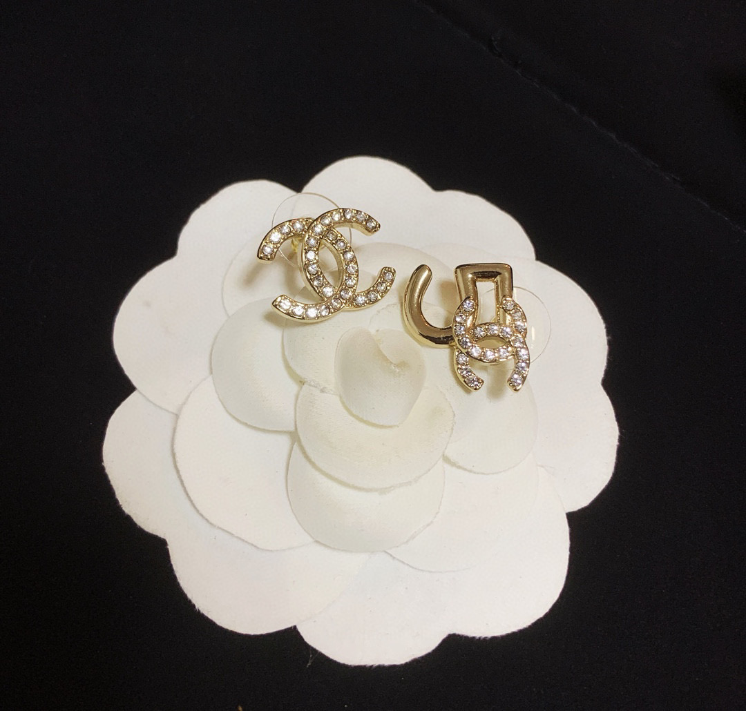 A266 Chanel earring 108002