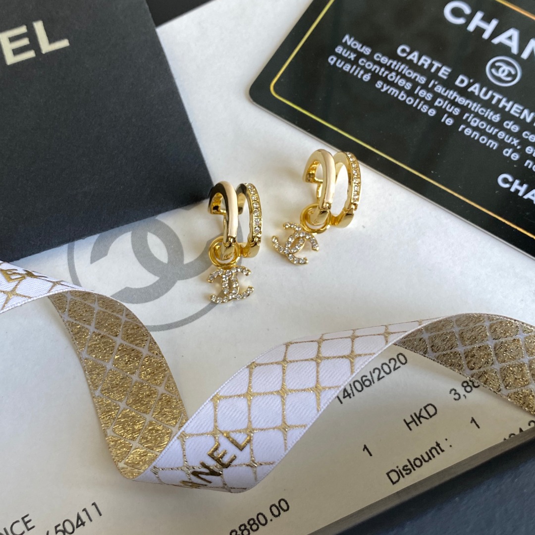 A782 Chanel earring 108003