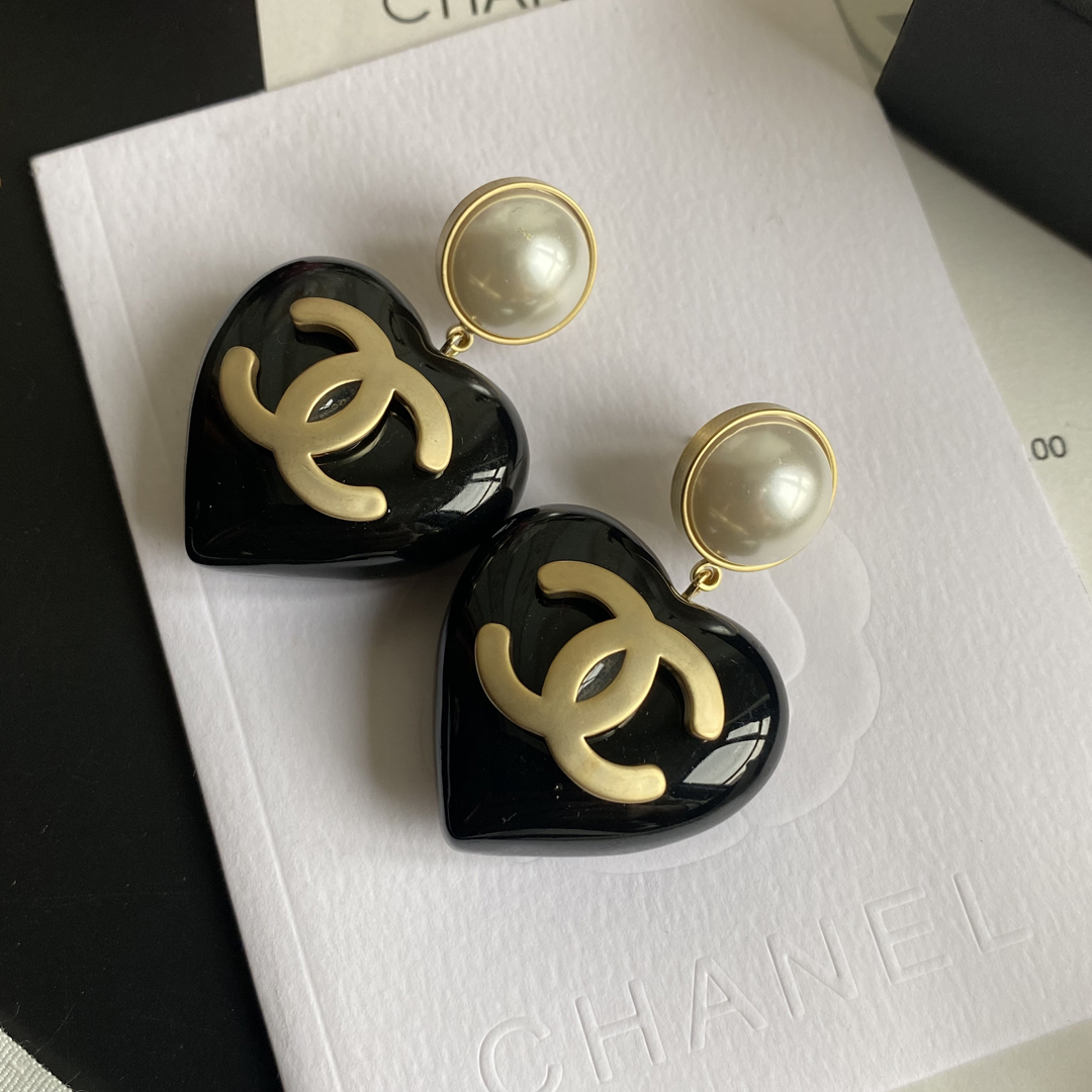 A360 Chanel earring 108004