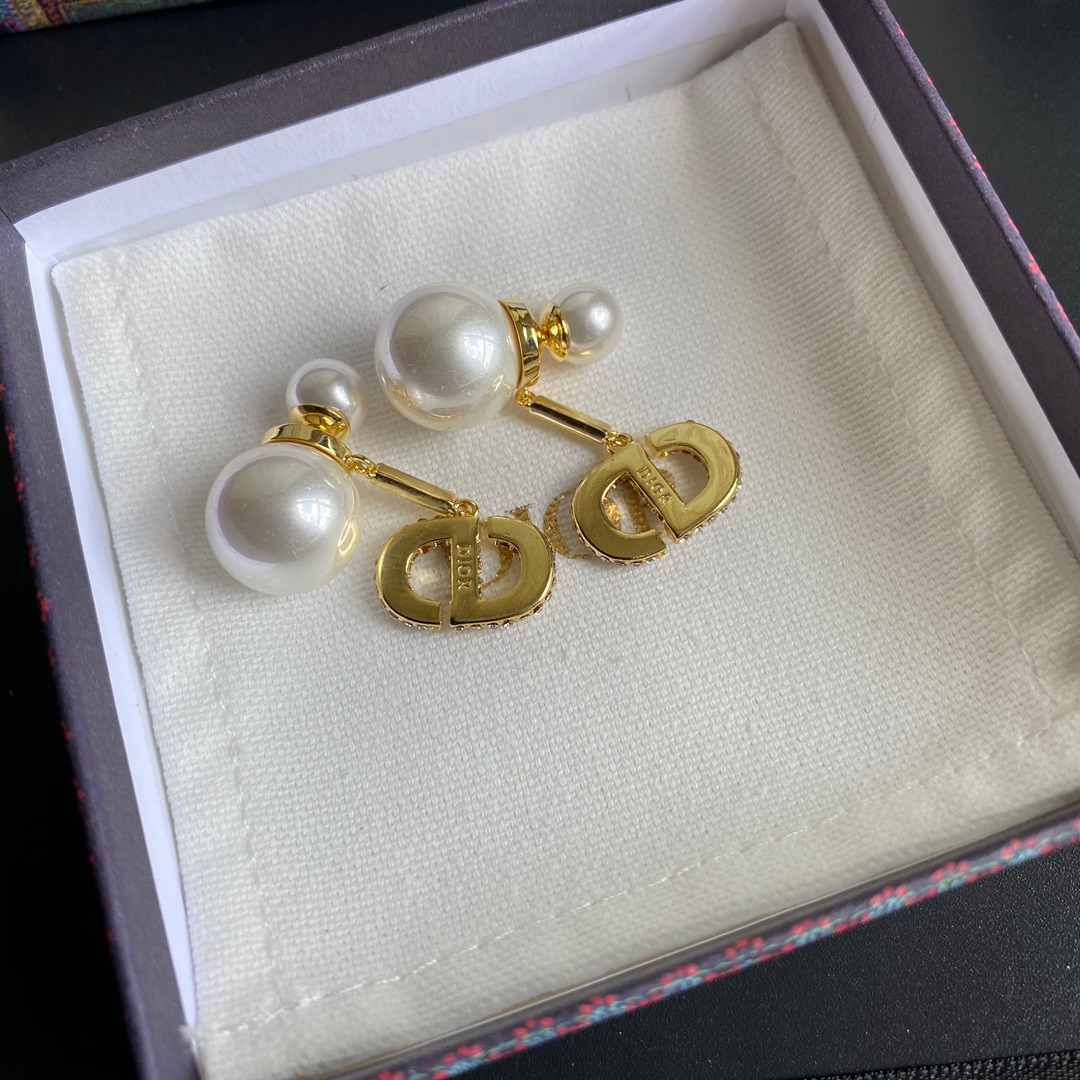 A422  Dior earring 108007