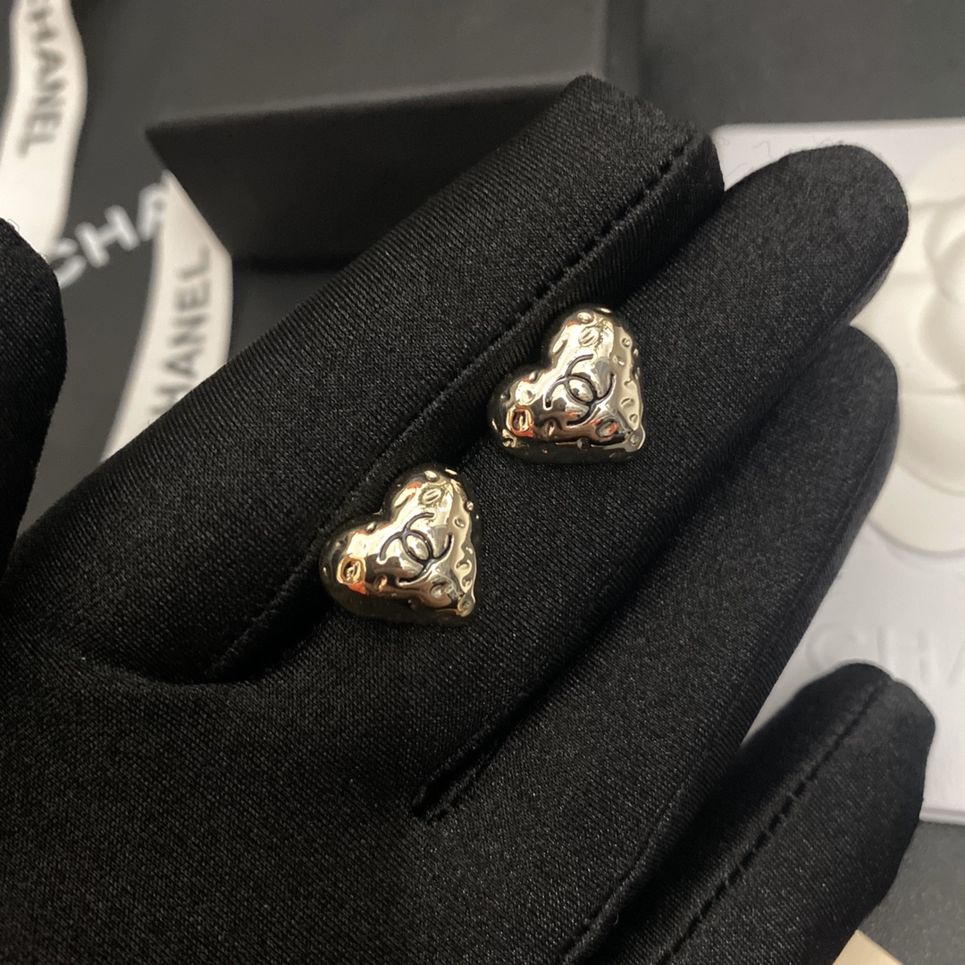 A253 Chanel earring 108009