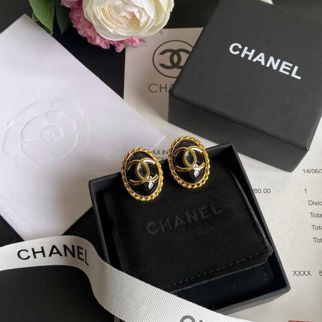 Chanel earring 108023