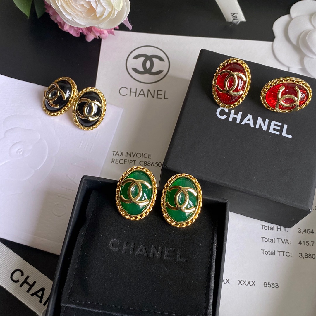 Chanel earring 108023