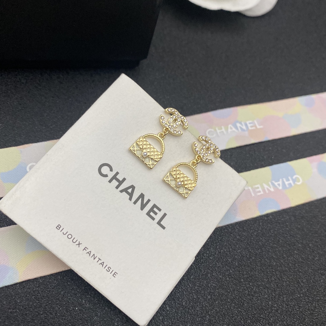 A412 Chanel earring 108026