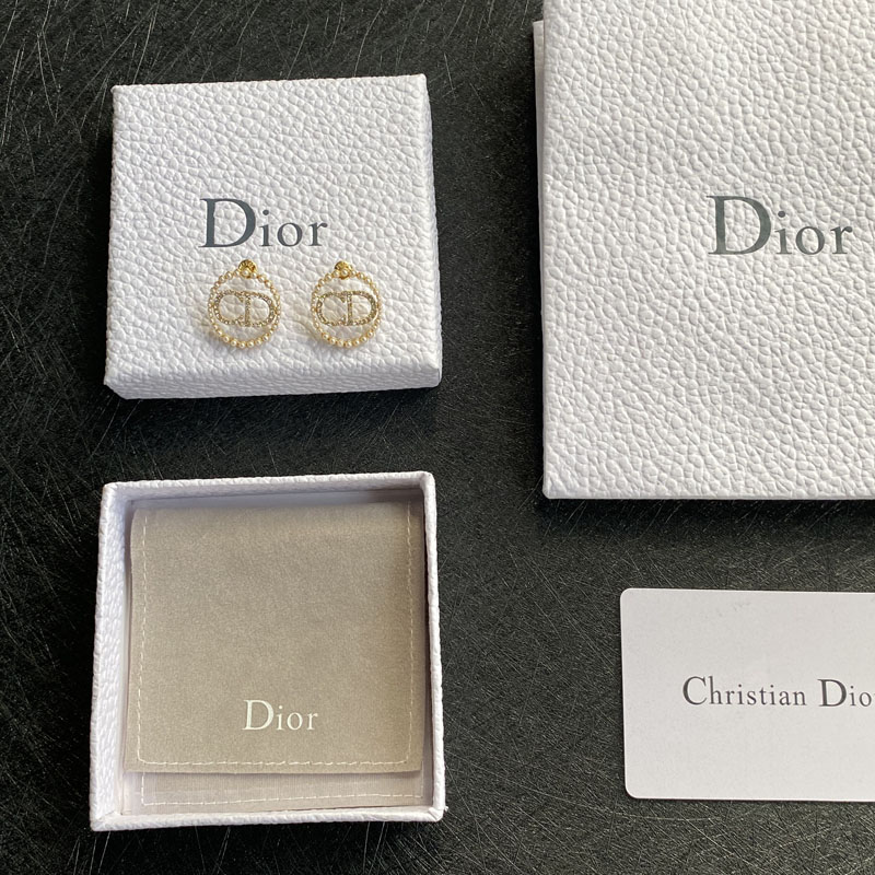 A451 gold Dior earring 108034