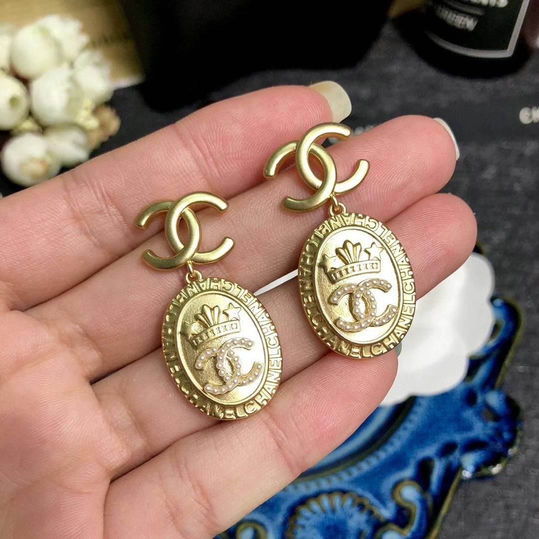 A208 Chanel earring 108035