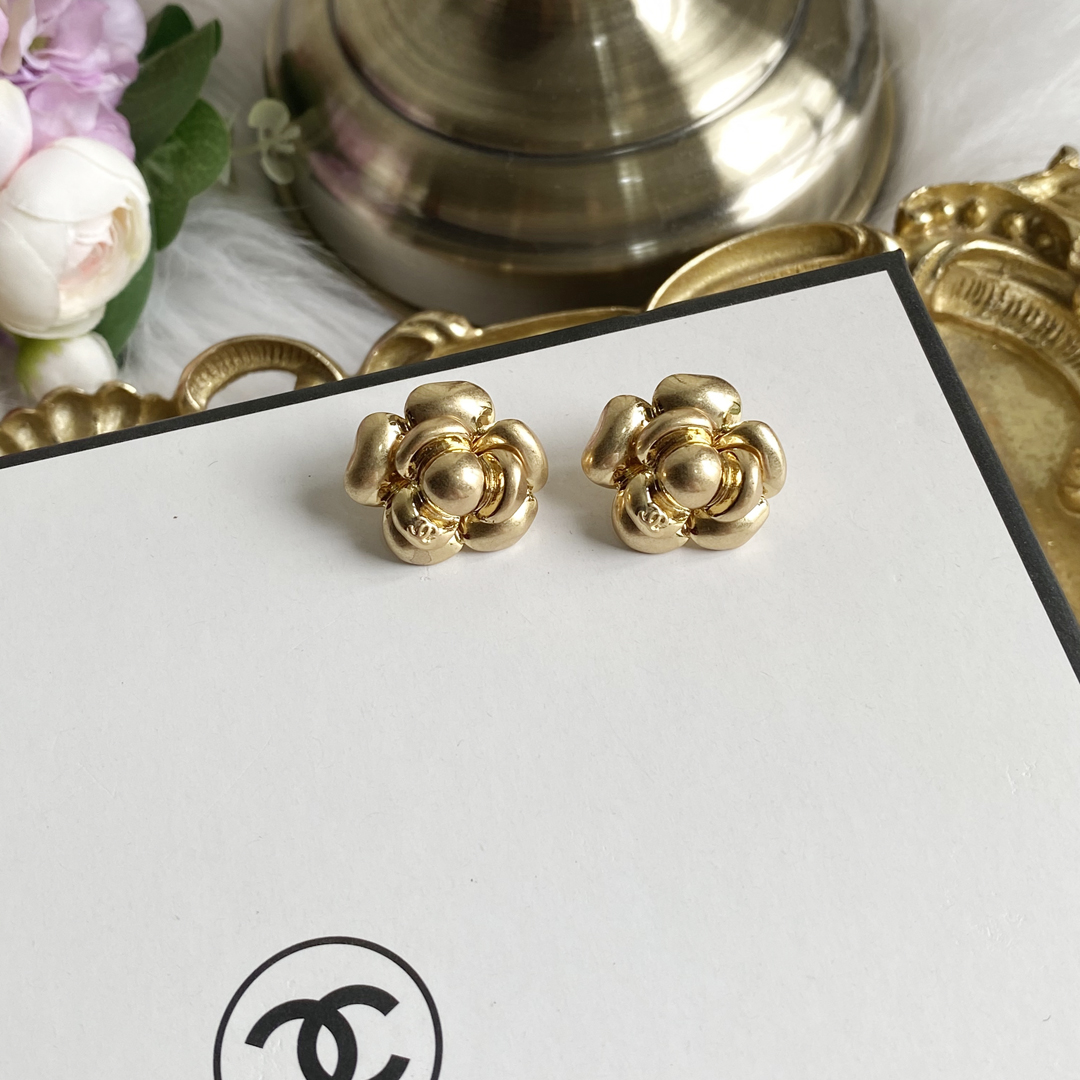 A465  Chanel earring 108041