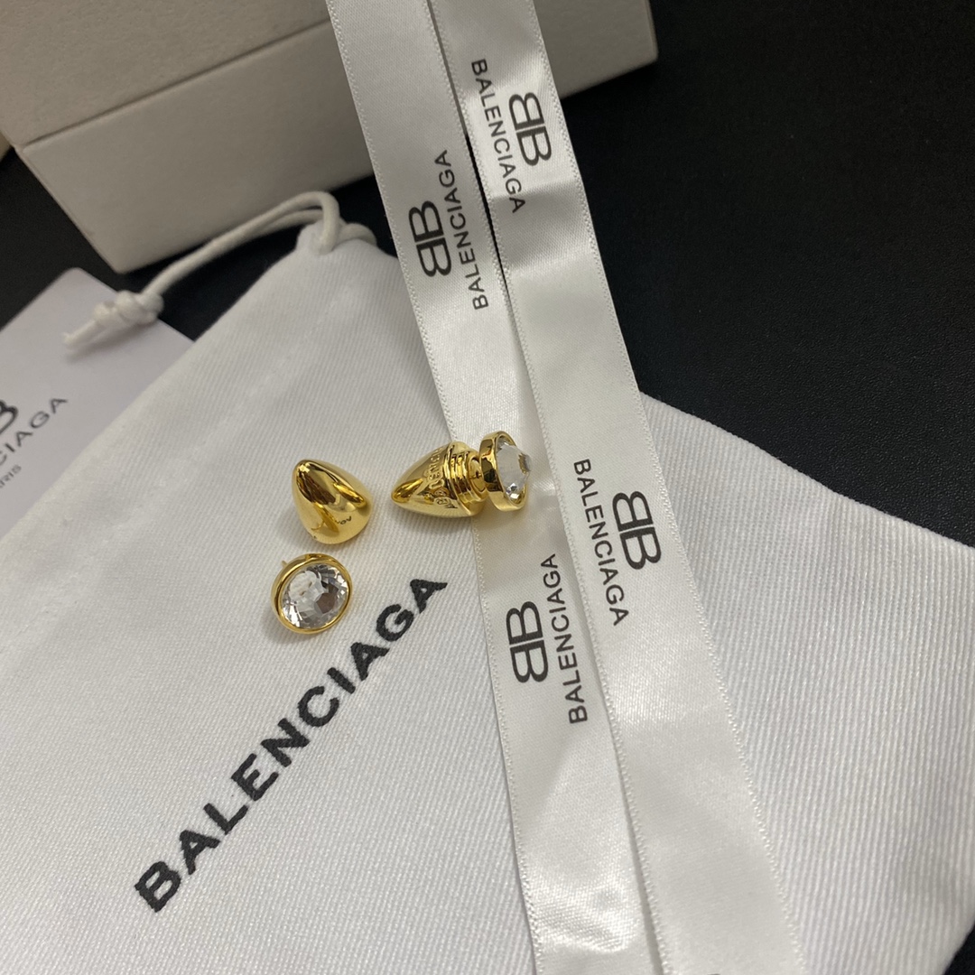 A289  Balenciaga earring 108052