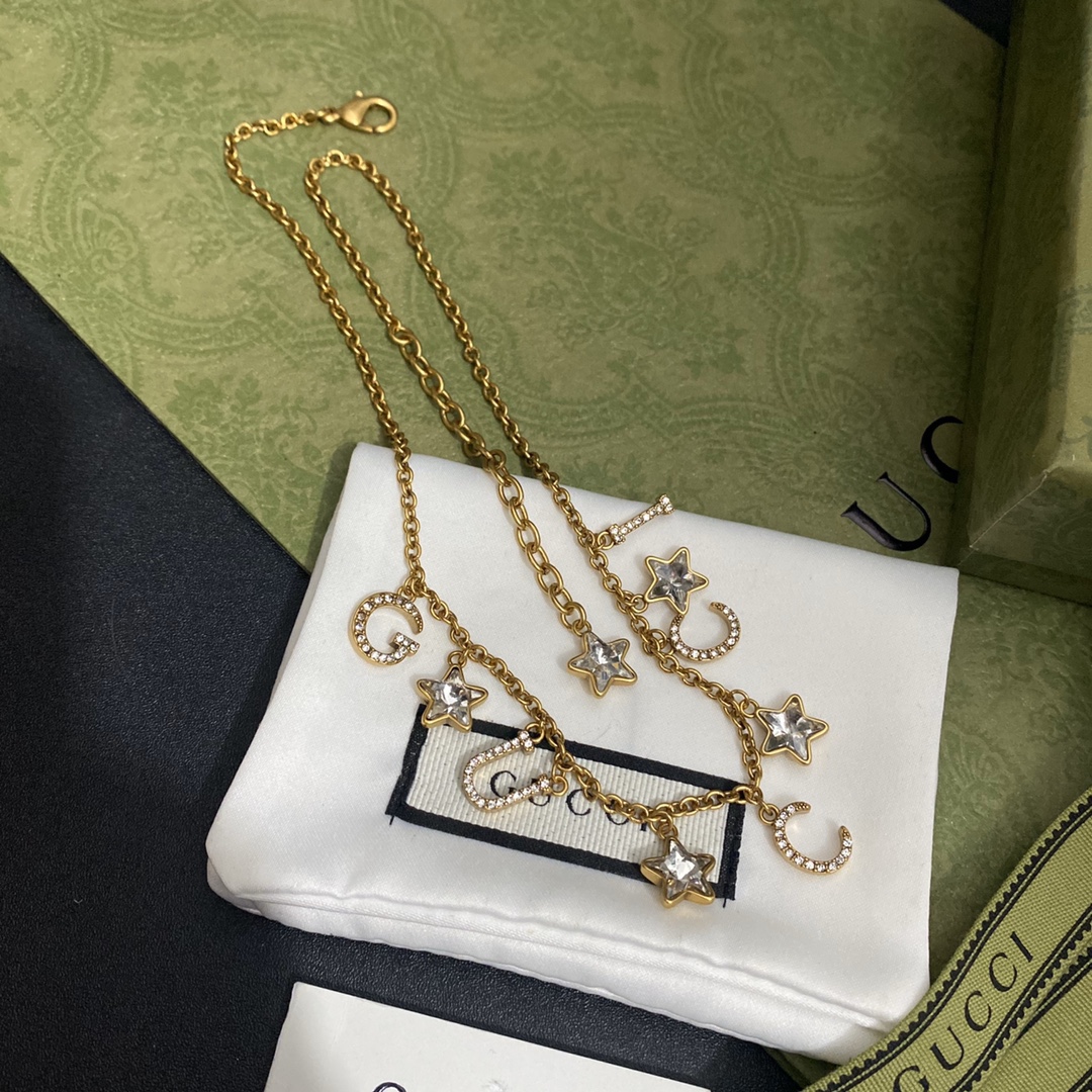 B324  Gucci necklace 108057