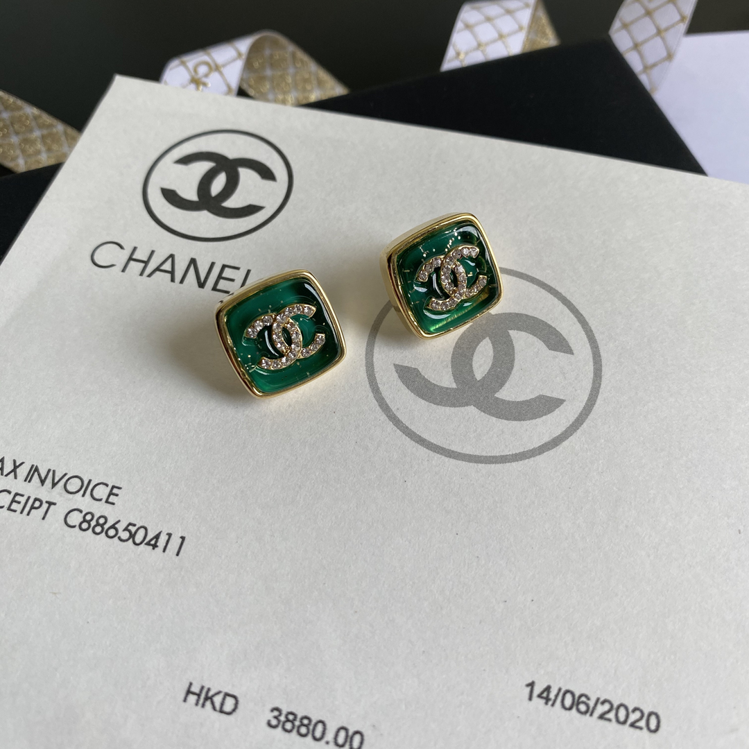 A734  Chanel earring 108062
