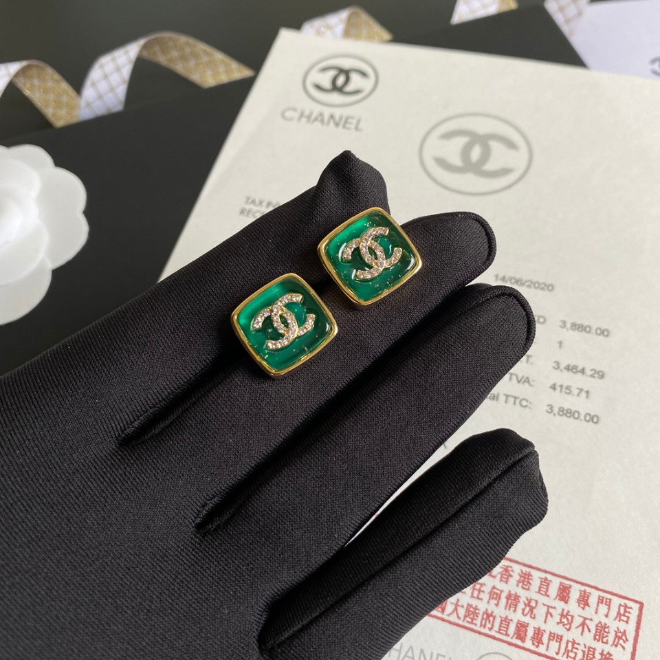 A734  Chanel earring 108062