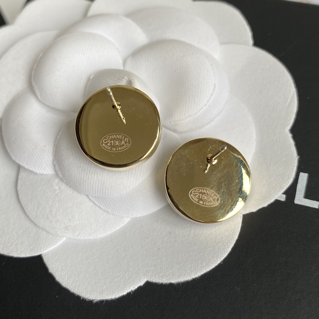 A102 Chanel earring 108070