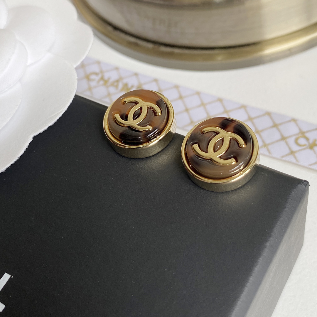 A102 Chanel earring 108070