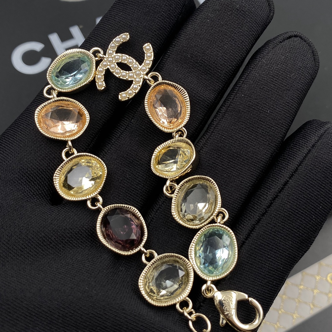 B241 Chanel bracelet 108073