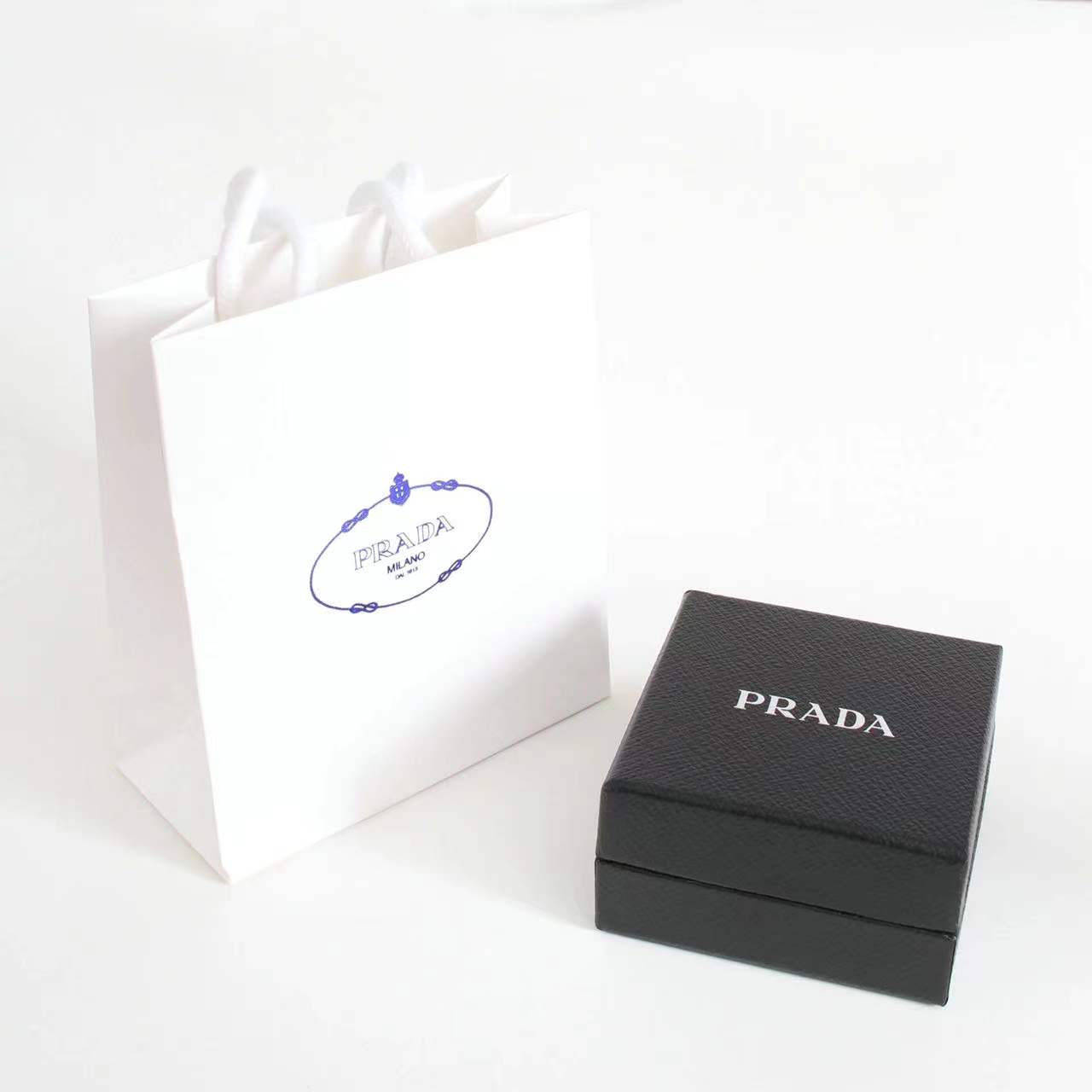 Prada jewelry box 1 set