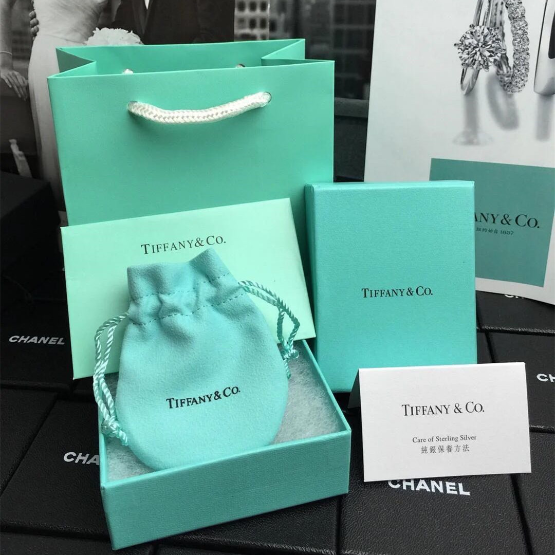 Tiffany jewelry box 1 set