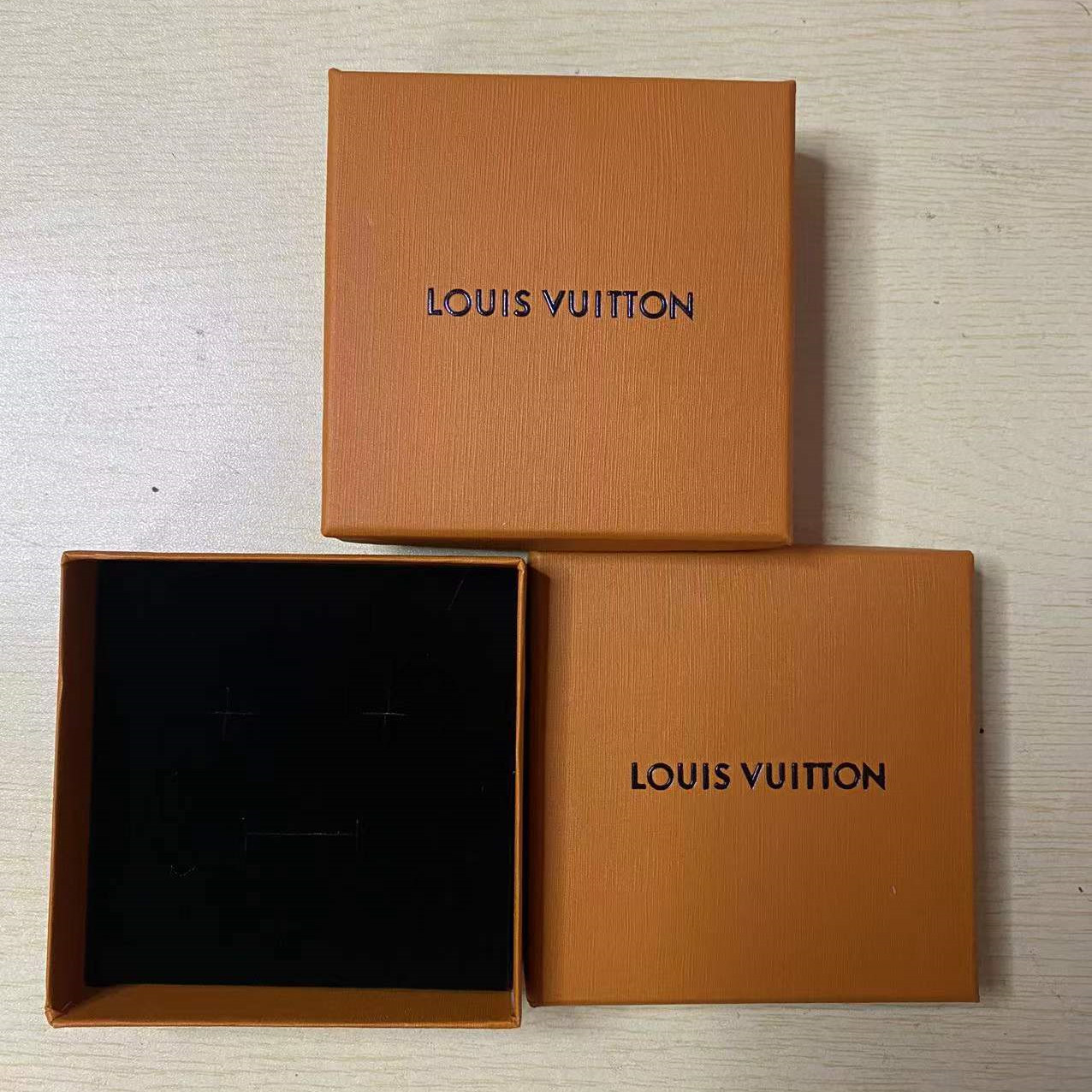 LV jewelry box 1pcs