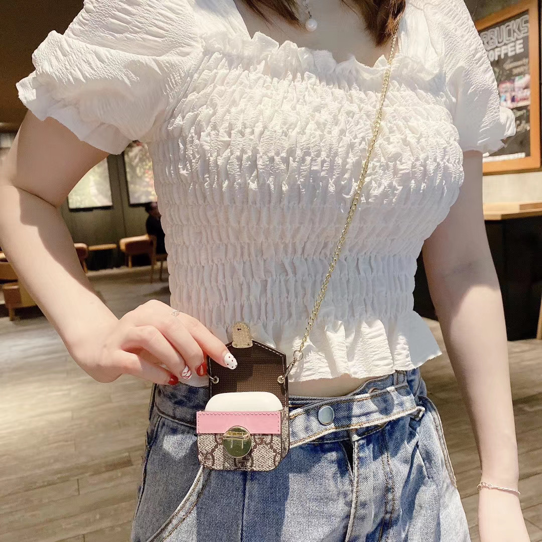 Gucci earphone case with chain
