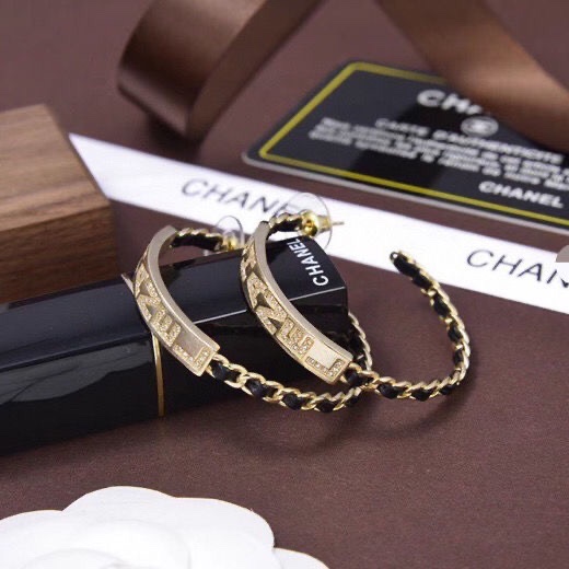 Chanel earring 108361