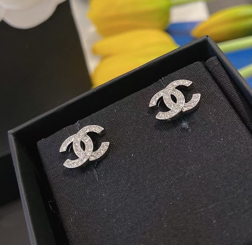 Chanel earring 108369