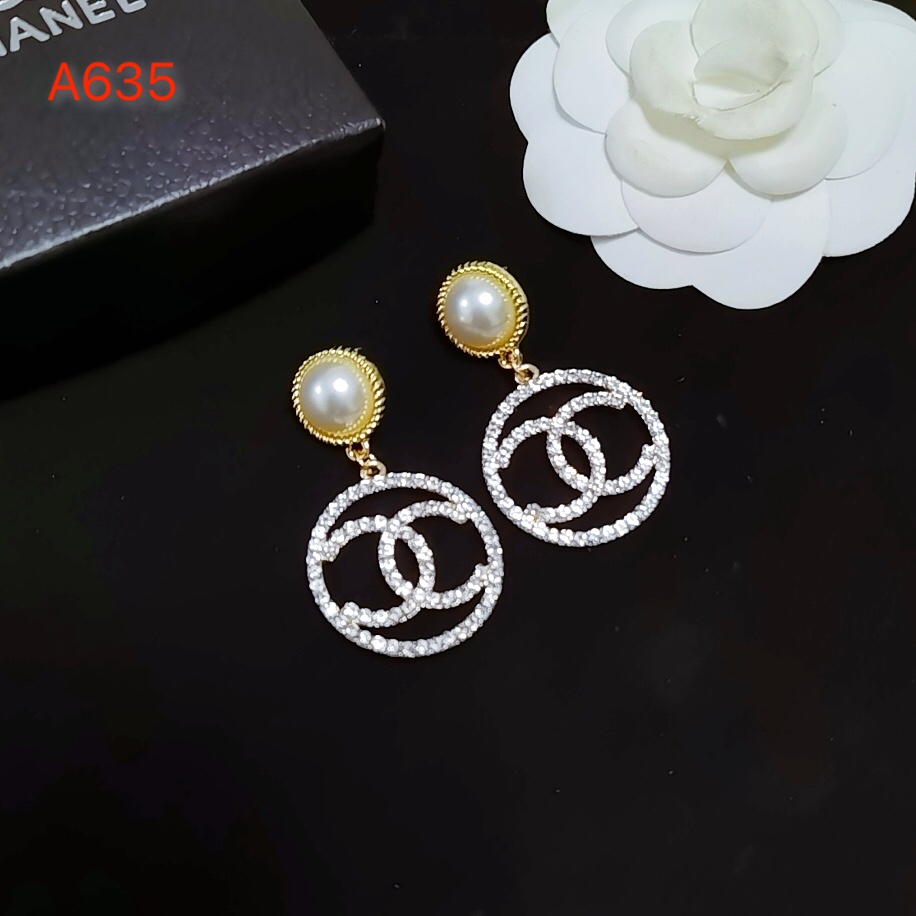 Chanel earring 108372