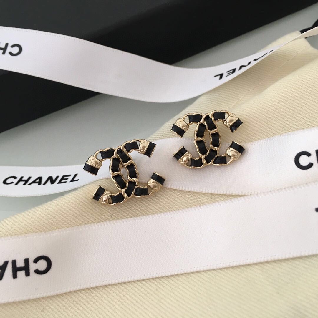 Chanel earring 108376