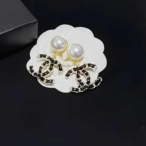 Chanel earring 108408