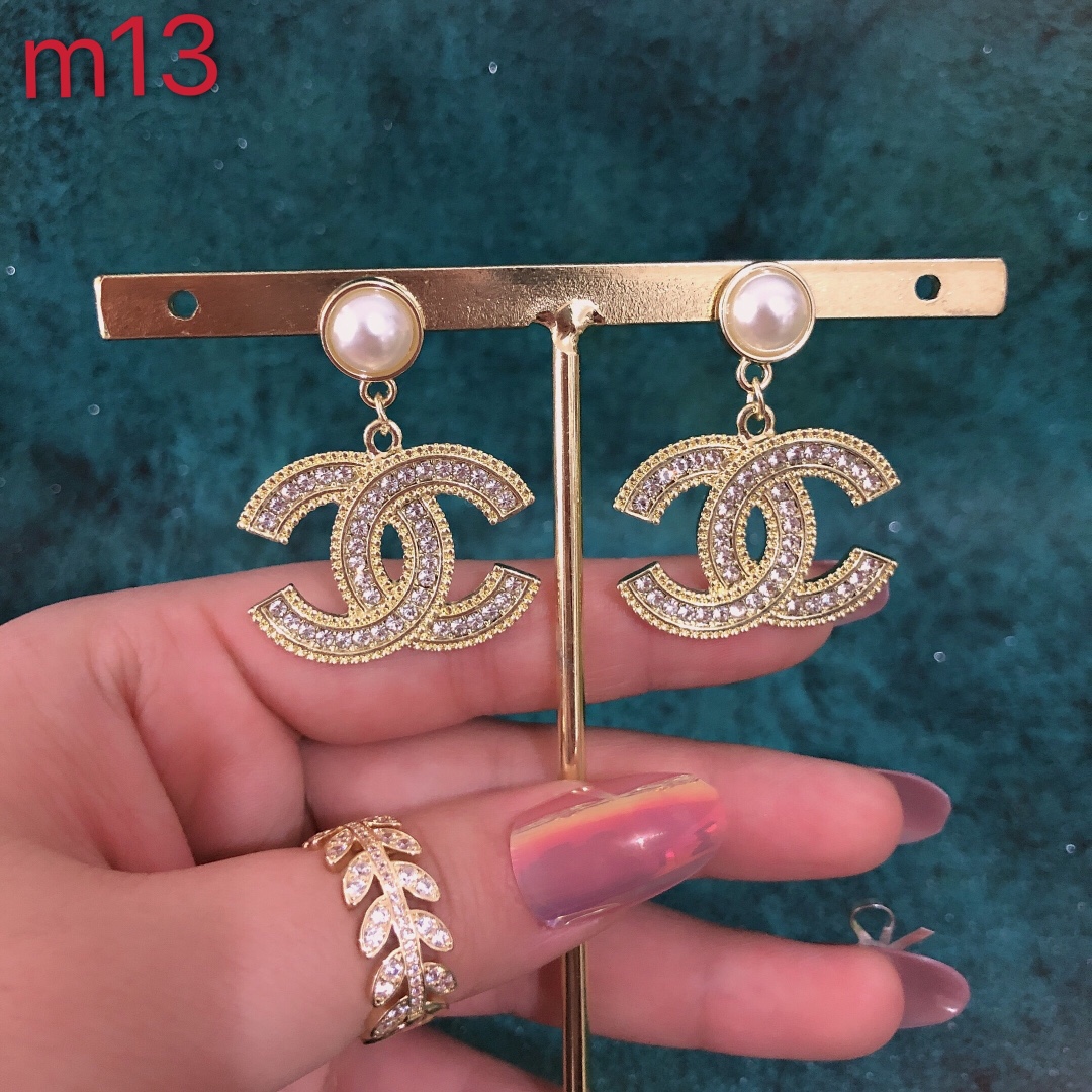 Chanel earring 108438