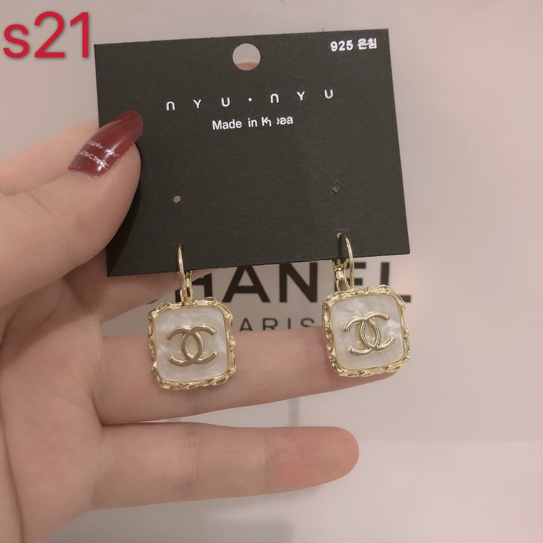 Chanel earring 108446
