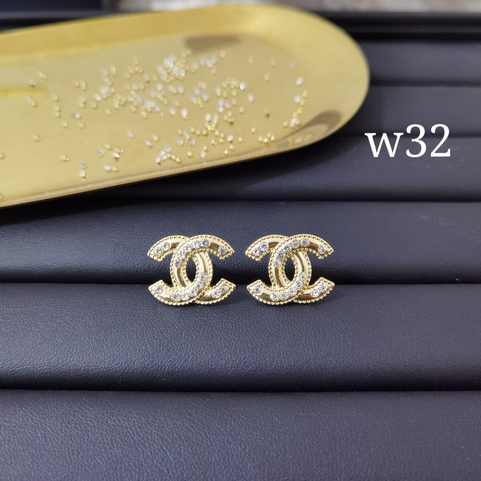 Chanel earring 108453