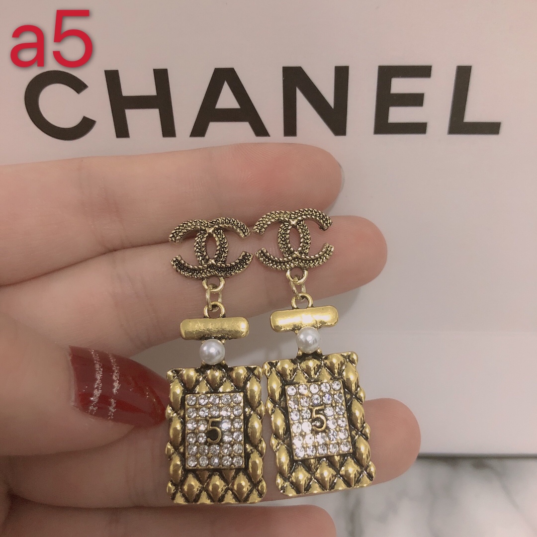 Chanel earring 108457