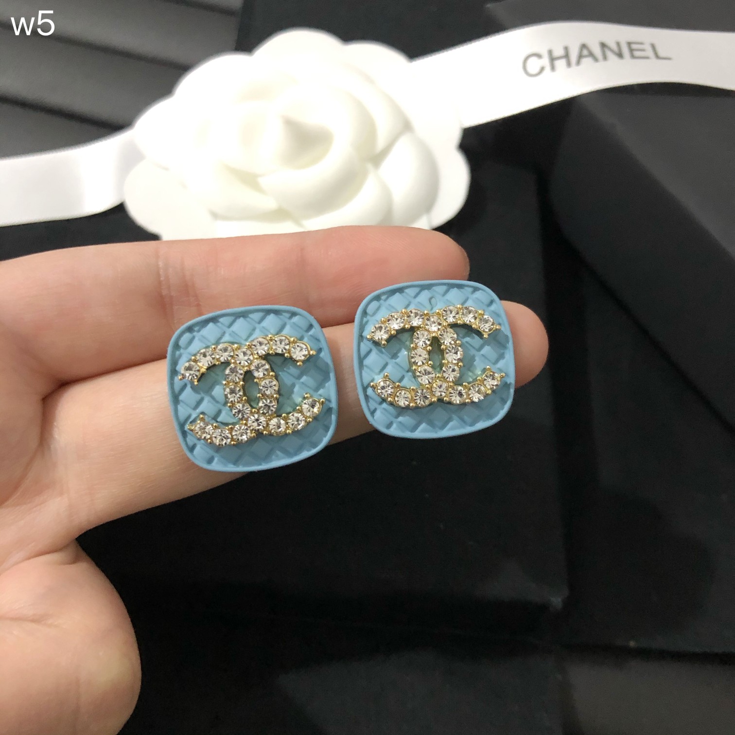 Chanel earring 108469