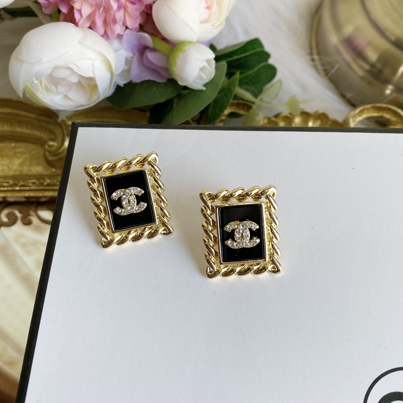 A525  Chanel earring 108256