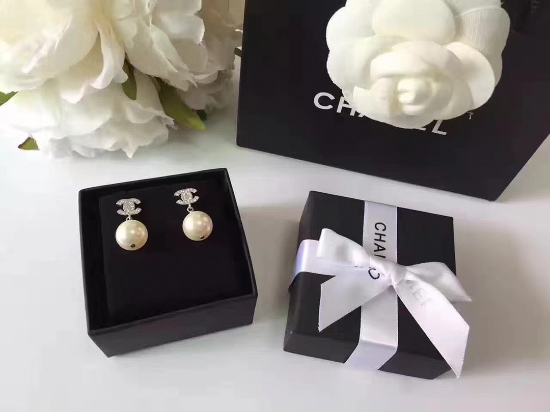 A268 Chanel earring 108281