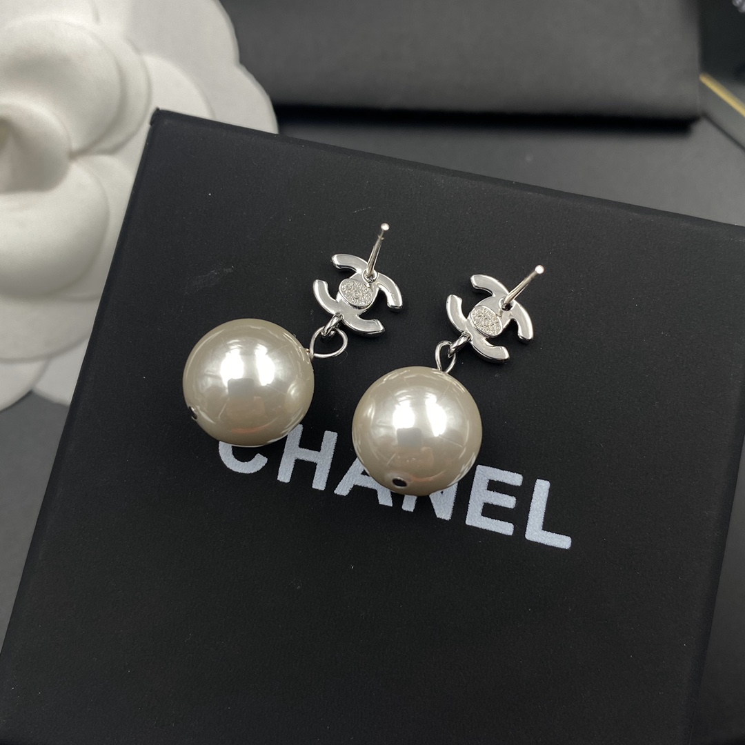 A268 Chanel earring 108281