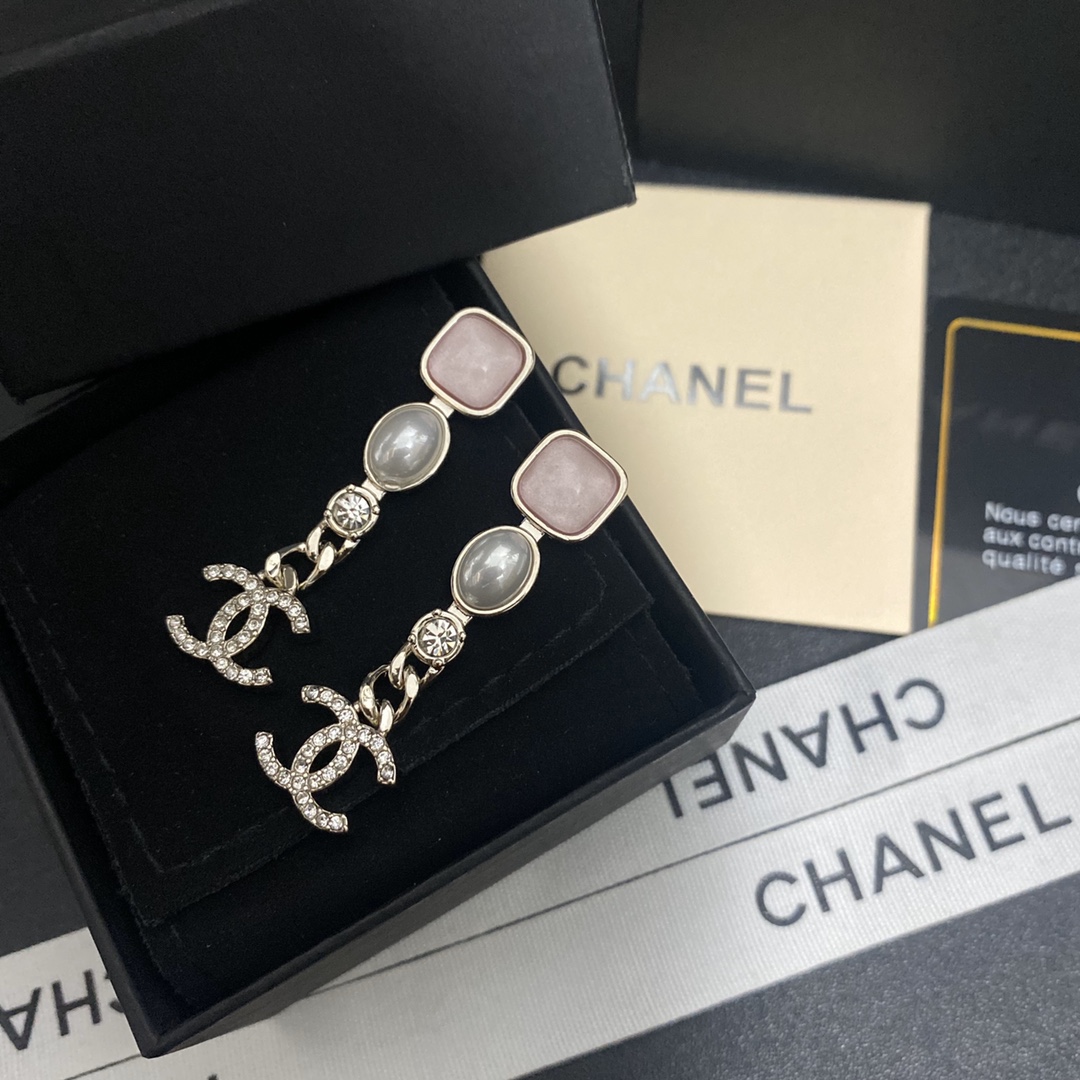 A448 Chanel earring 108315