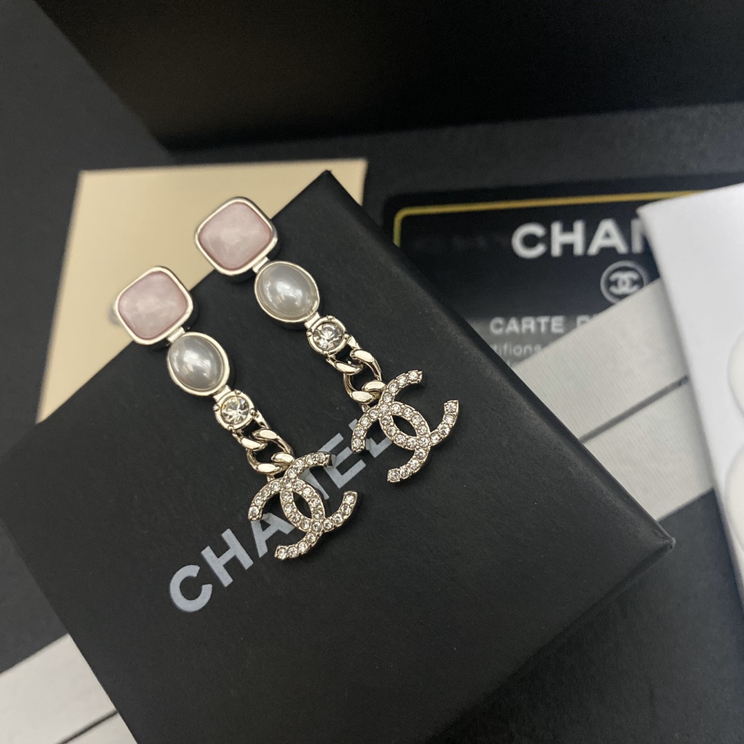 A448 Chanel earring 108315