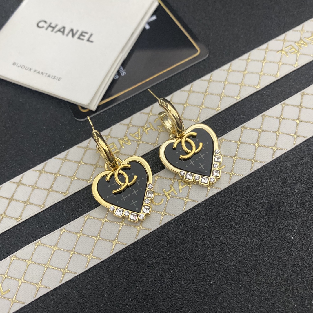 A439 Chanel earring 106298