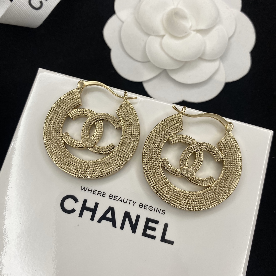 A236 Chanel earring 108525
