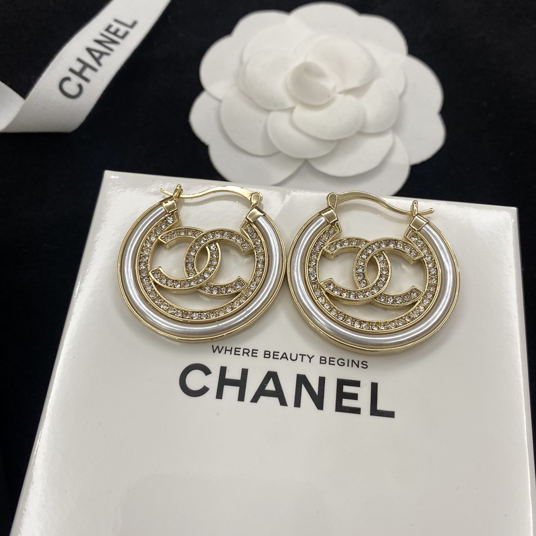 A236 Chanel earring 108525