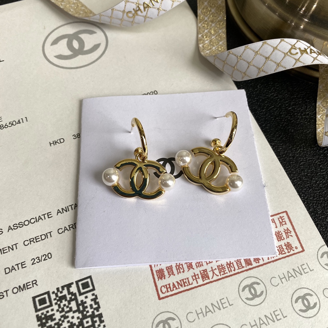 A209  Chanel earring 108539
