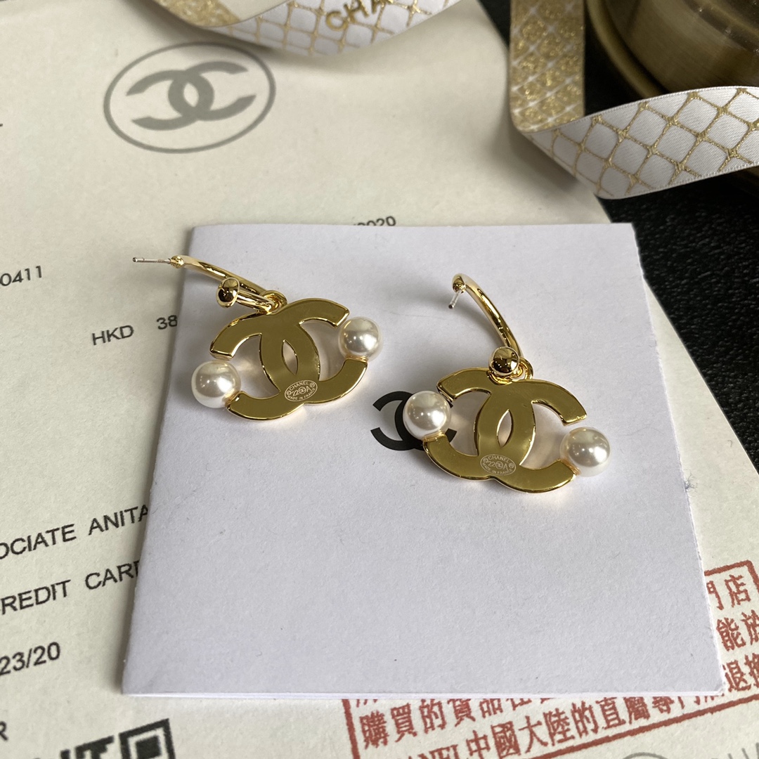 A209  Chanel earring 108539