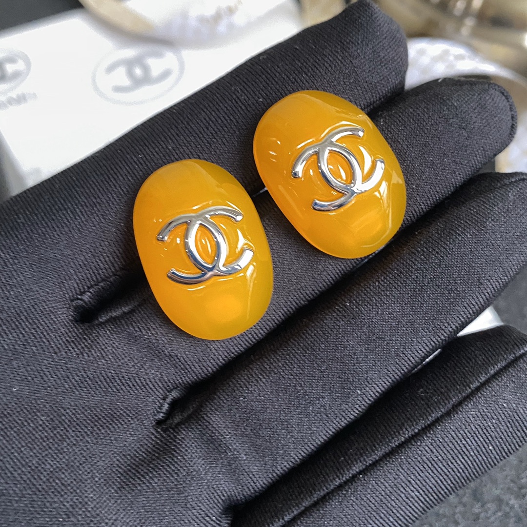A859(Yellow) Chanel earring 108540