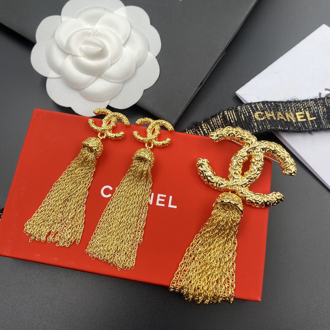 A215 Chanel earring 108545