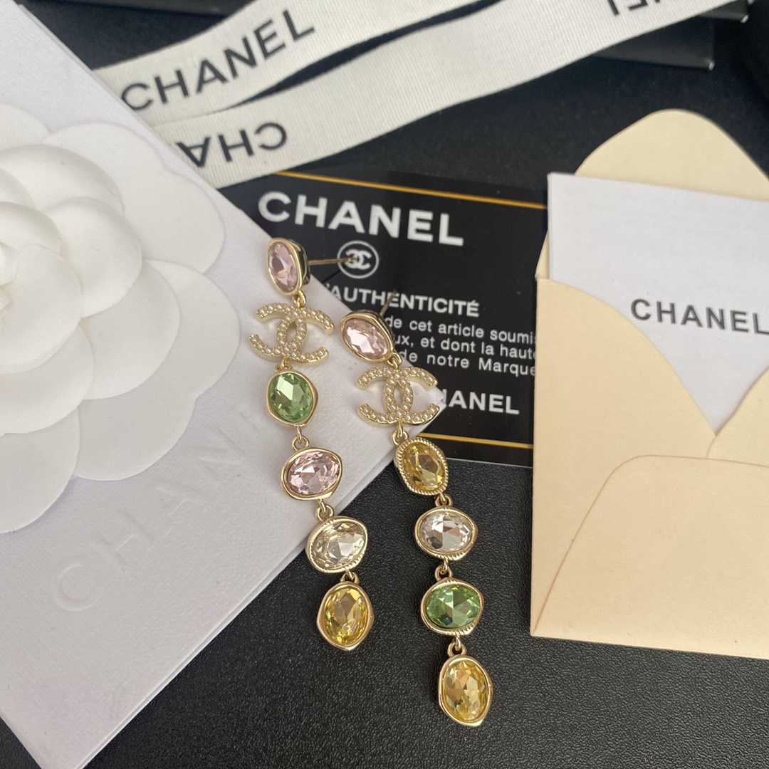 A176  Chanel earring 107442