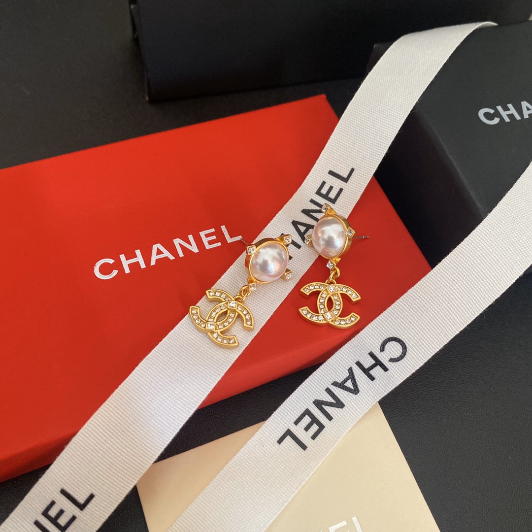 A203 Chanel earring 108569